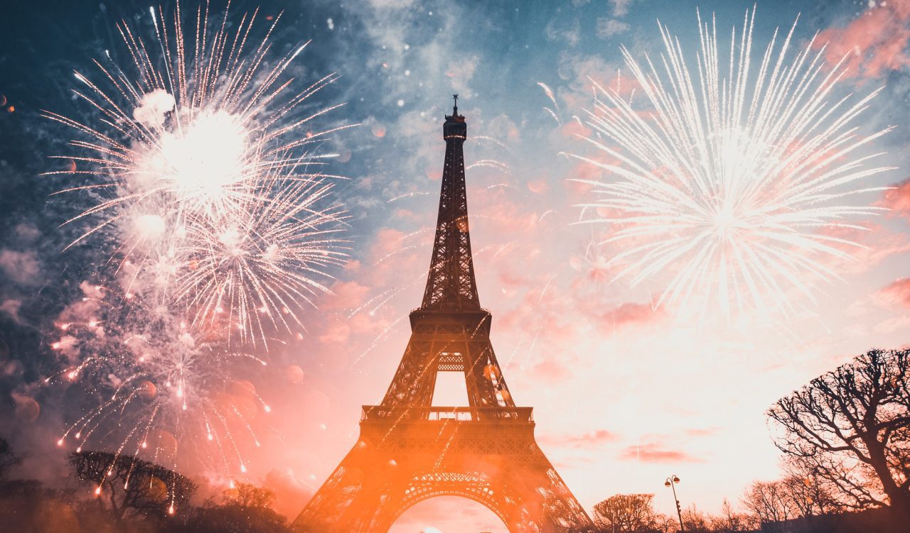 eiffel-tower-paris-france-with-fireworks-celebrating-new-year-in-the-city.jpg